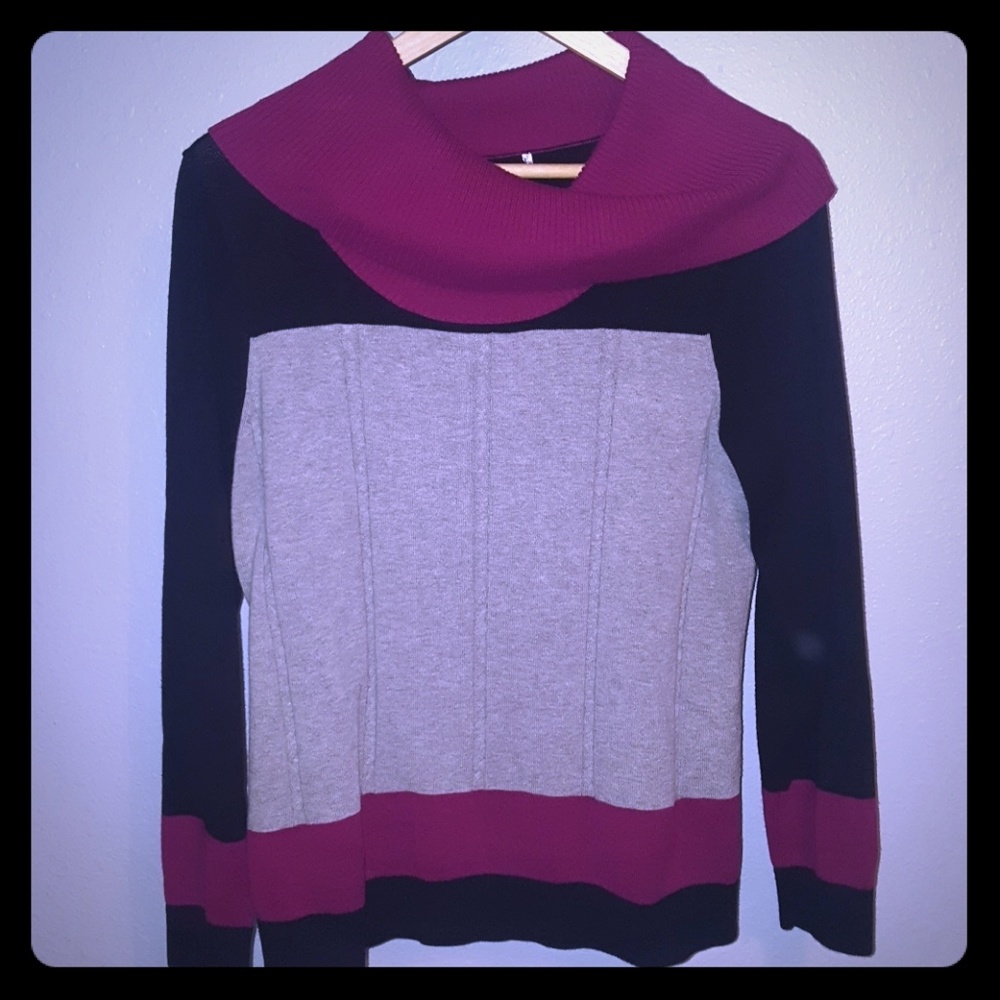 Light-weight sweater